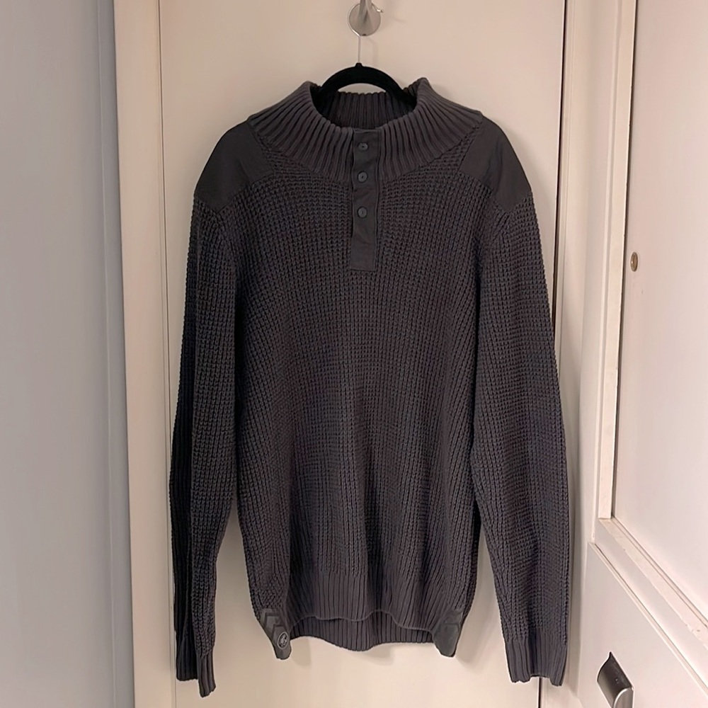Men’s Charcoal Grey Waffle Sweater, XL